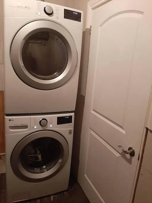 Queen Guest Apartment Ottawa Canada