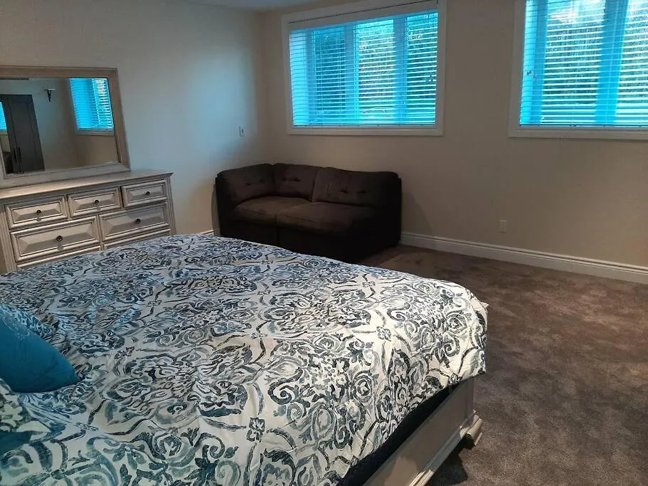 Queen Guest Apartment Ottawa Canada