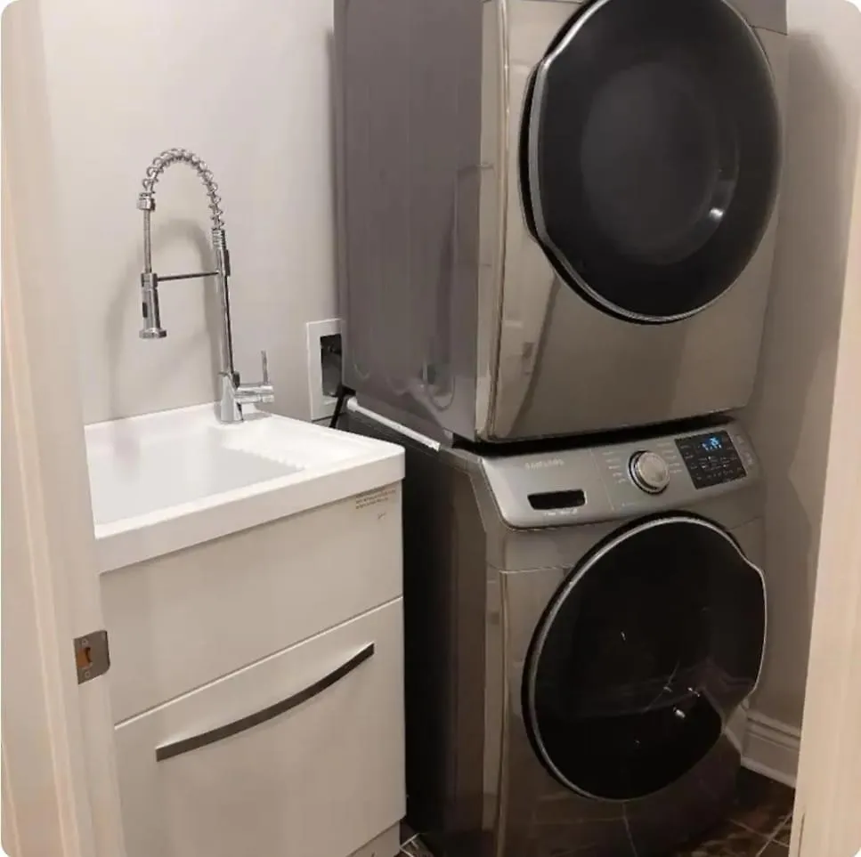 Queen Guest Apartment Ottawa