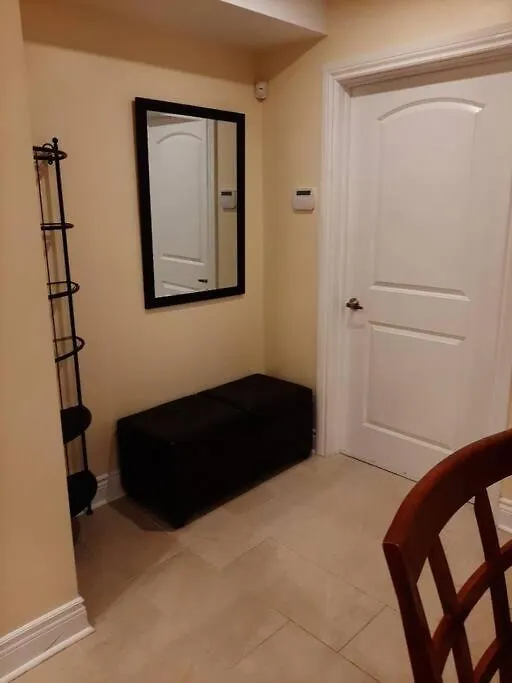 Queen Guest Apartment Ottawa
