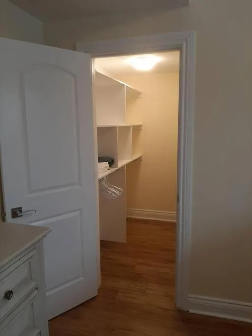 Queen Guest Apartment Ottawa